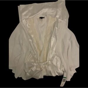 Jones New York Intimates Long Bridal Robe in Bone L/XL Satin Lace & Chiffon